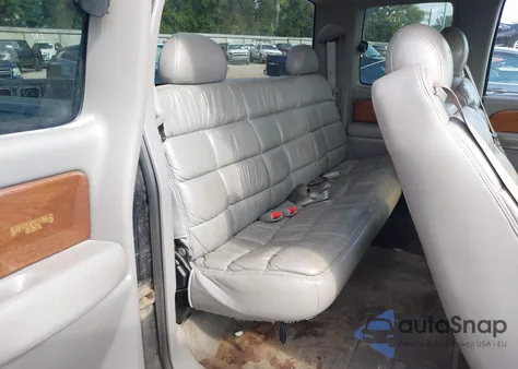 1999 Chevrolet Silverado 1500 Ls from USA, damaged, VIN 2GCEC19T1X1240303